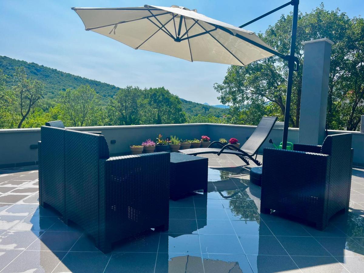 Luxury Villa Andrea Vrzika In Forest Near The Sea Zagvozd Ngoại thất bức ảnh