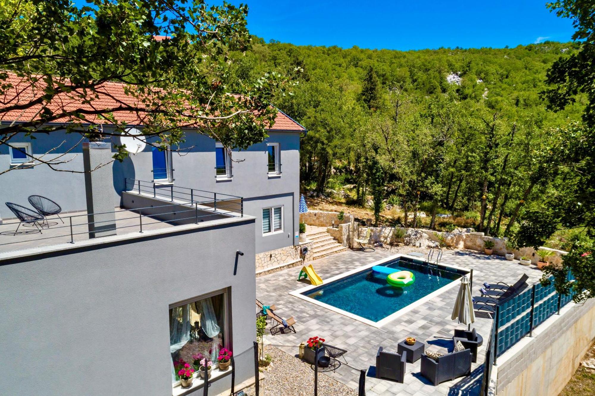 Luxury Villa Andrea Vrzika In Forest Near The Sea Zagvozd Ngoại thất bức ảnh